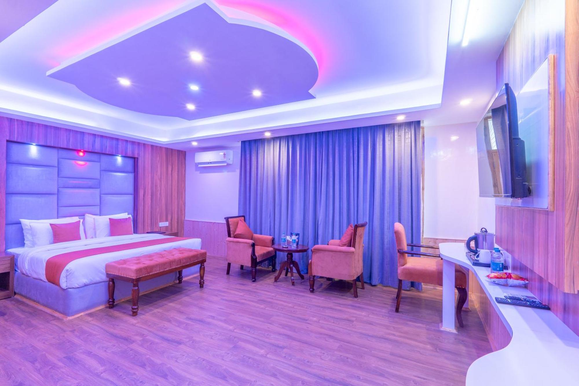 Hill River Resort - Central Heated & Air Cooled - Near Mall Road , Best Property Of Manali 2024- 2025 Eksteriør bilde
