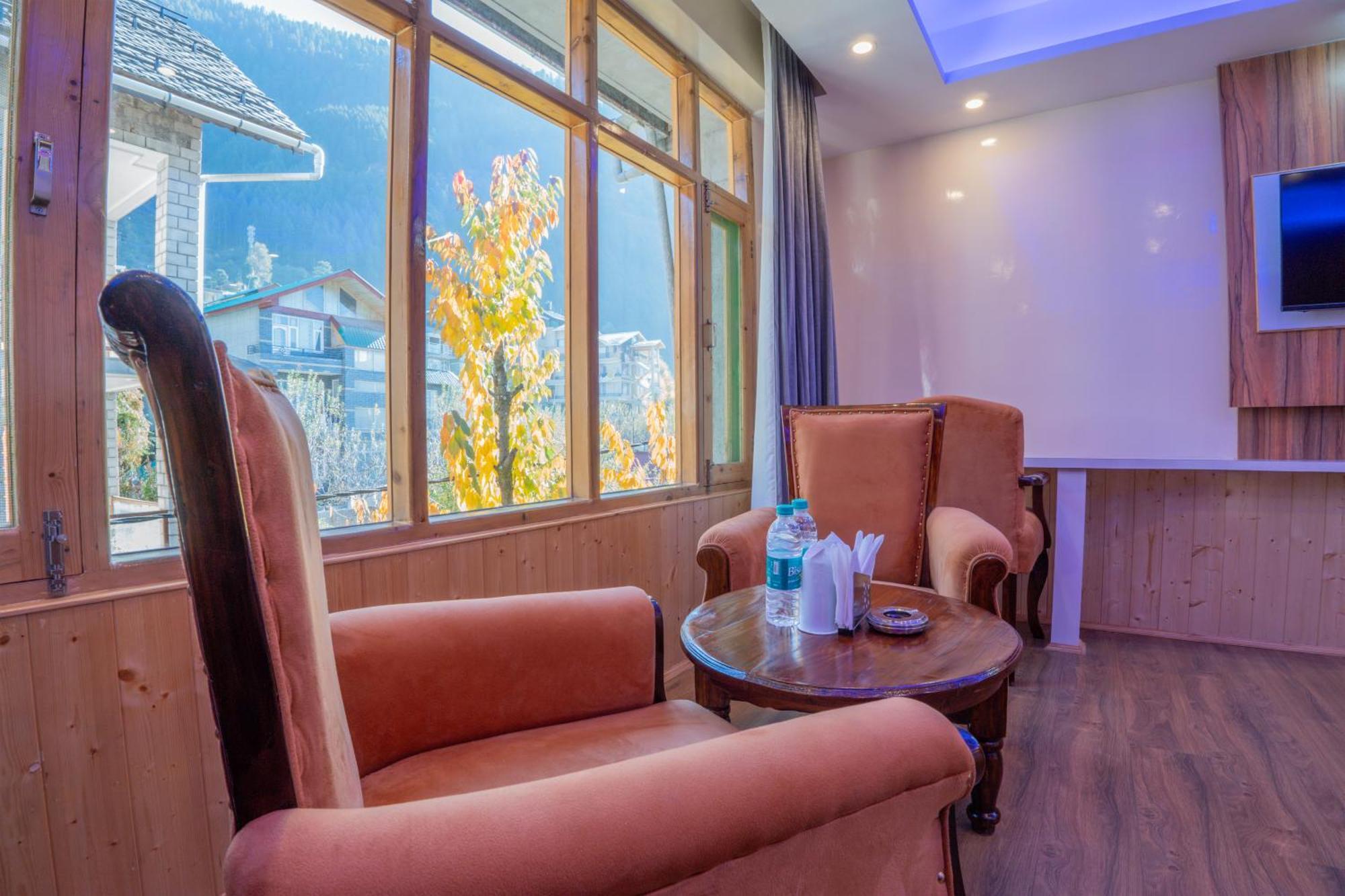 Hill River Resort - Central Heated & Air Cooled - Near Mall Road , Best Property Of Manali 2024- 2025 Eksteriør bilde