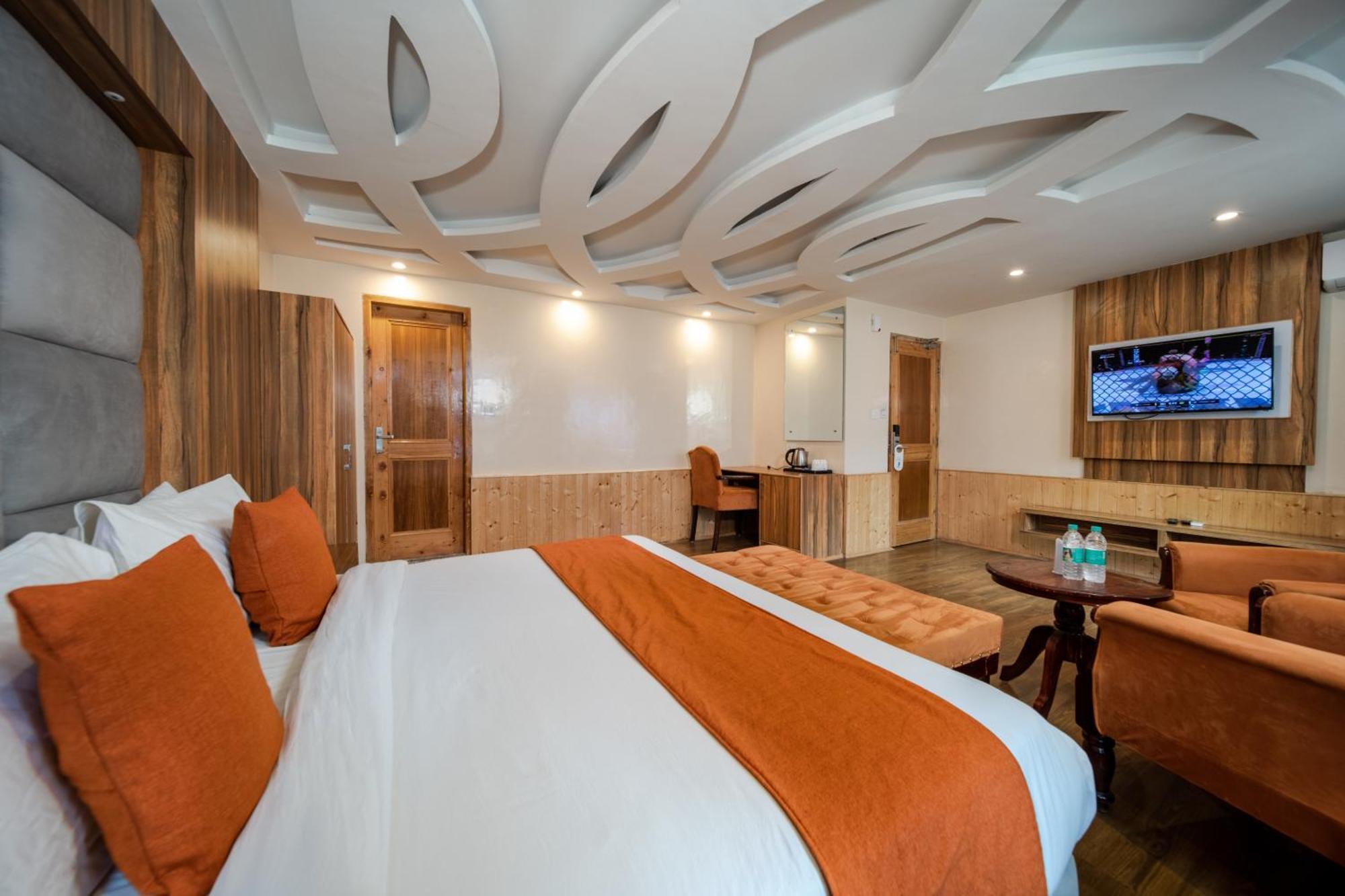Hill River Resort - Central Heated & Air Cooled - Near Mall Road , Best Property Of Manali 2024- 2025 Eksteriør bilde