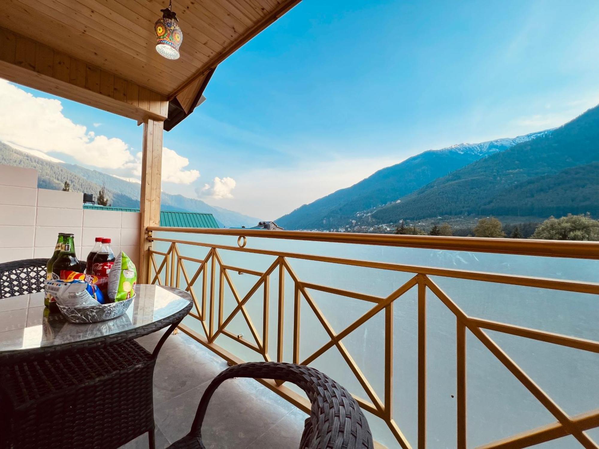 Hill River Resort - Central Heated & Air Cooled - Near Mall Road , Best Property Of Manali 2024- 2025 Eksteriør bilde